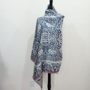 Roots Shawl/Wrap, One Size